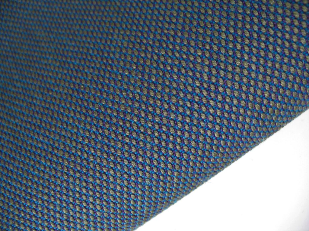 Kvadrat Steelcut Trio 3 883 turquoise purple