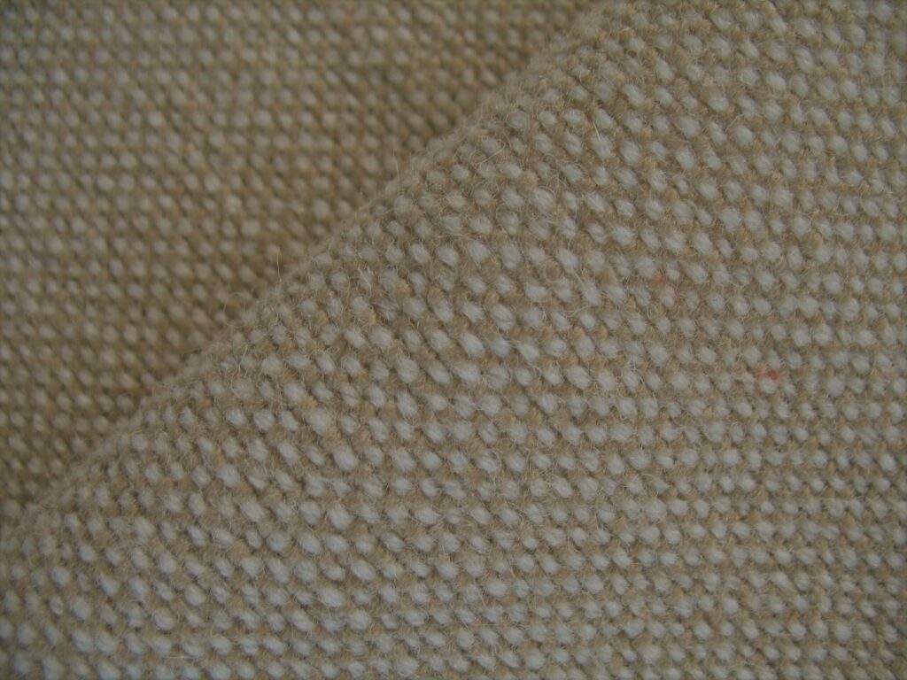 Kvadrat Hallingdal 65 200 cream beige