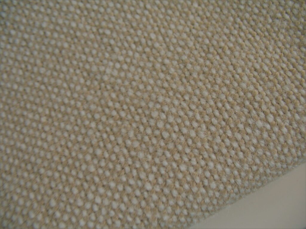Kvadrat Hallingdal 65 200 cream beige