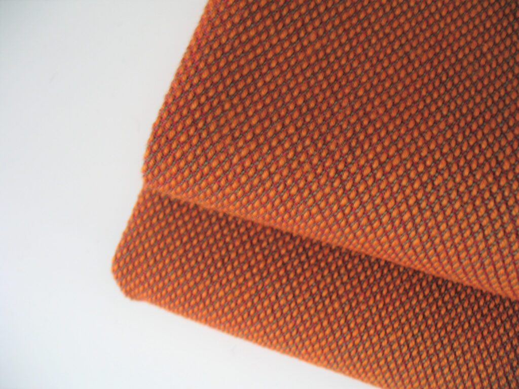Kvadrat Steelcut Trio 3 576 orange olive green red