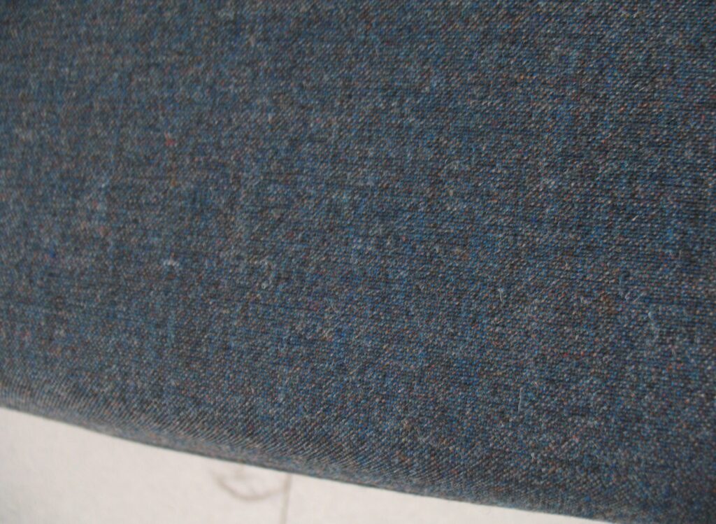 Kvadrat Remix 3 753 blue brown