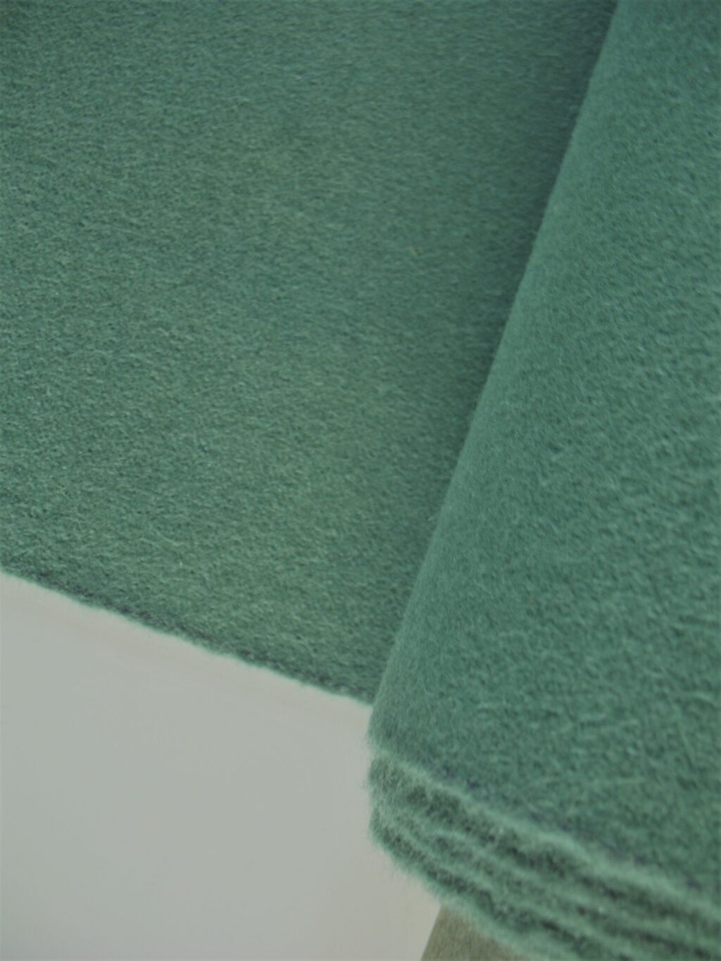 Camira Synergy Append LDS49 soft green