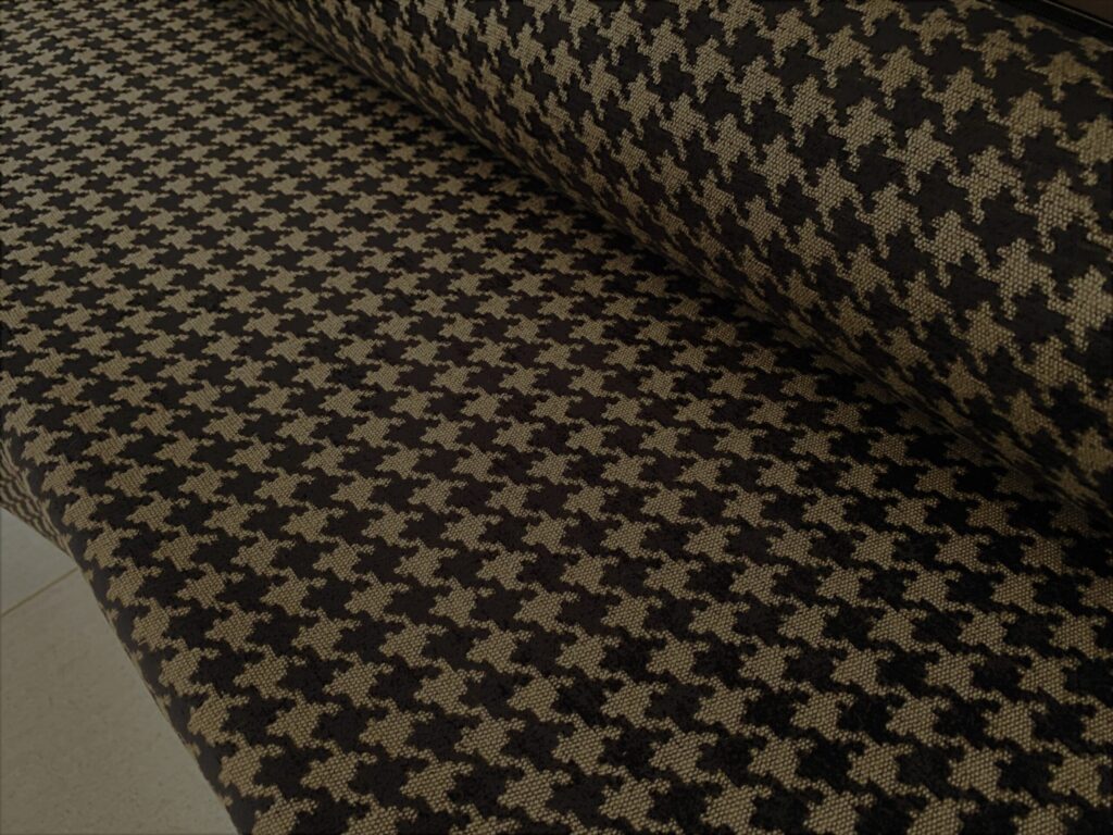 Romo Tremont Ebony black, light brown houndstooth