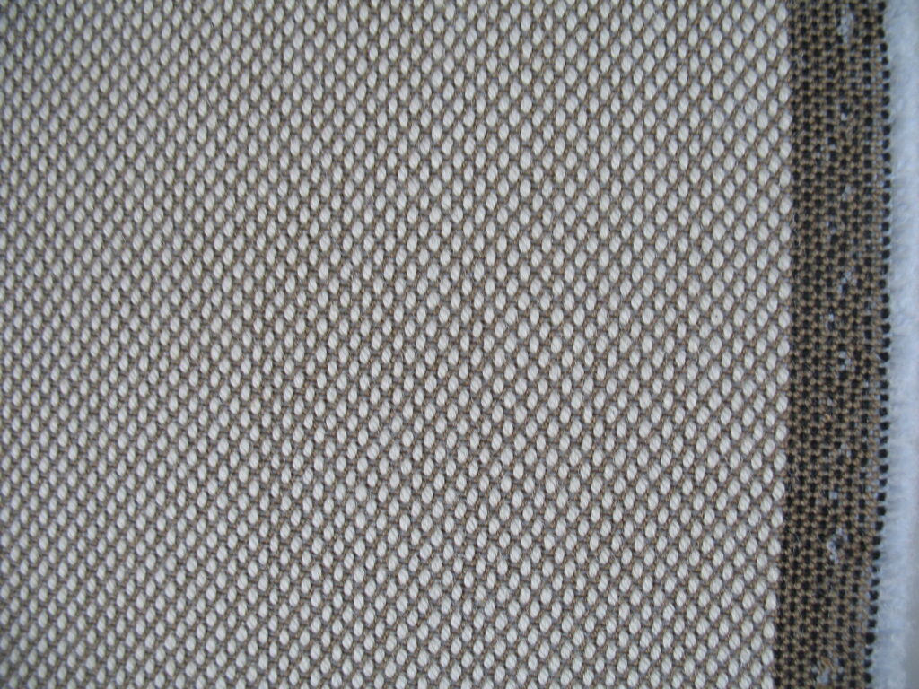 Kvadrat Steelcut Trio 3 213 cream beige grey