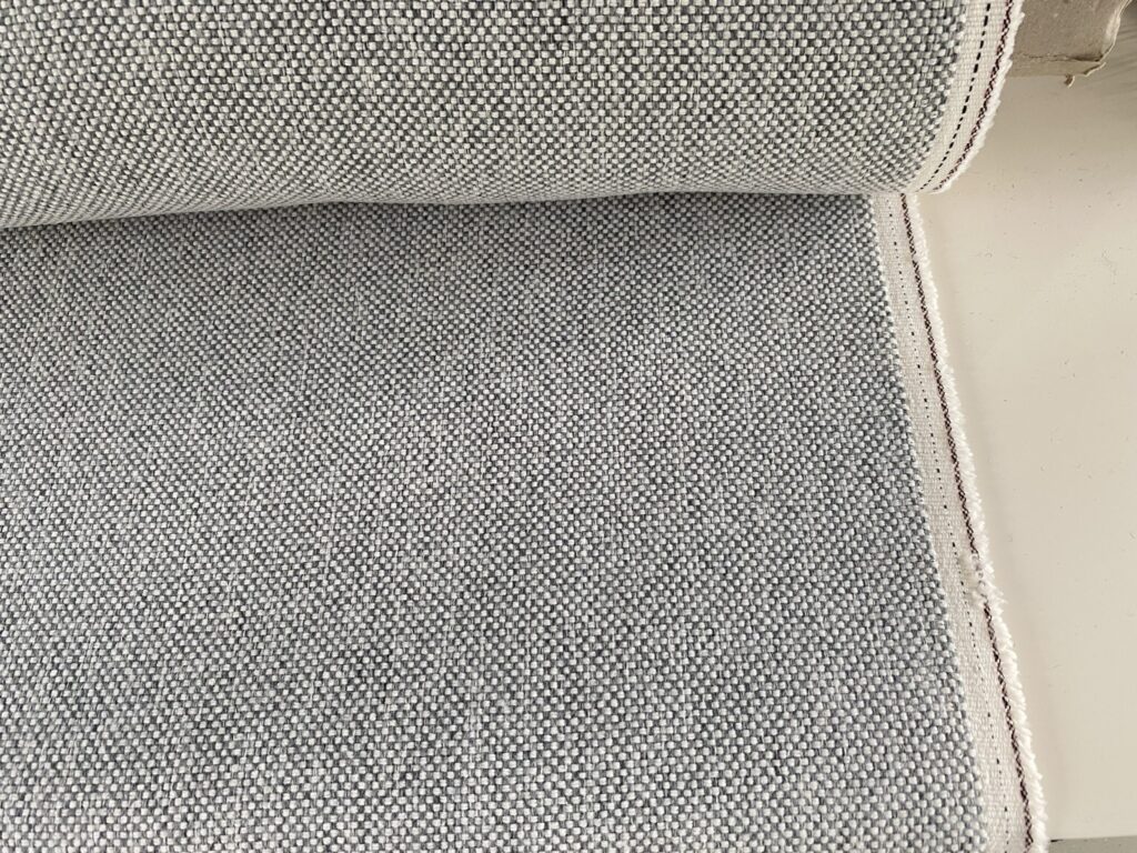 Maharam Mode 002 Intaglio blue-grey cream-white