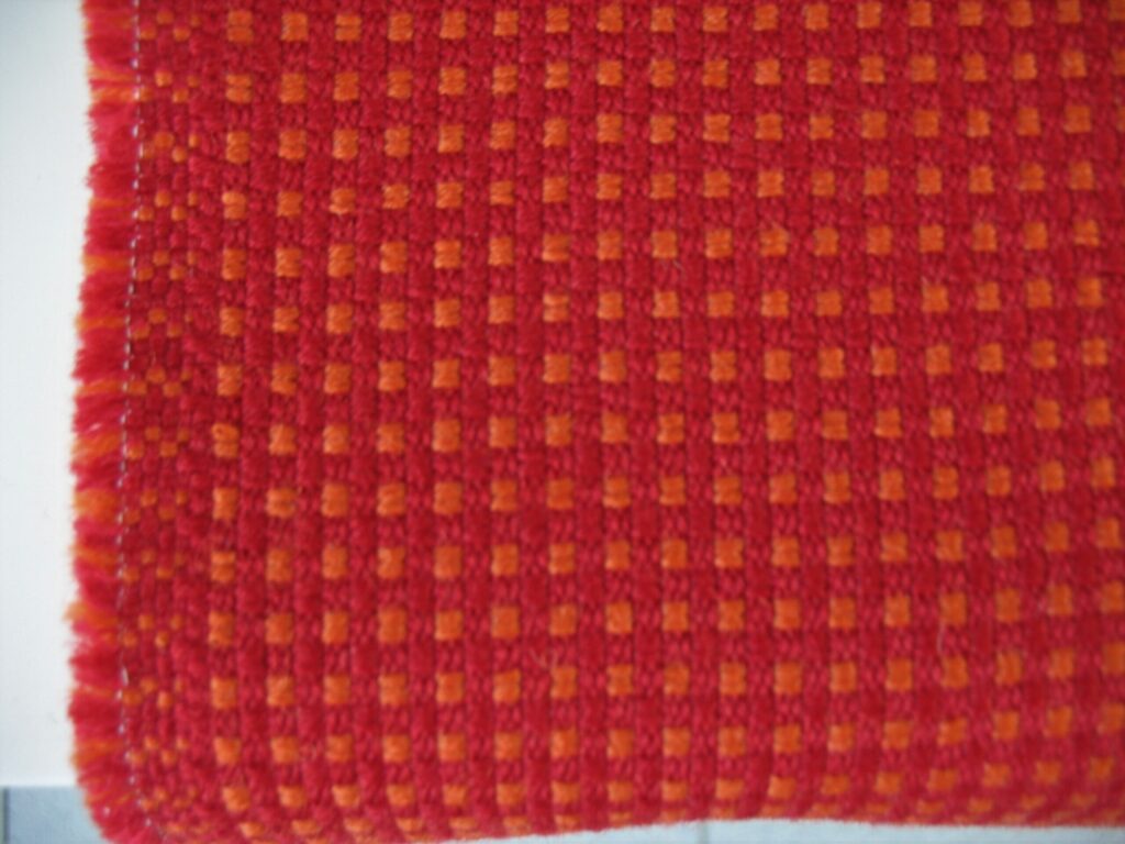 De Ploeg Odda red and orange chequered