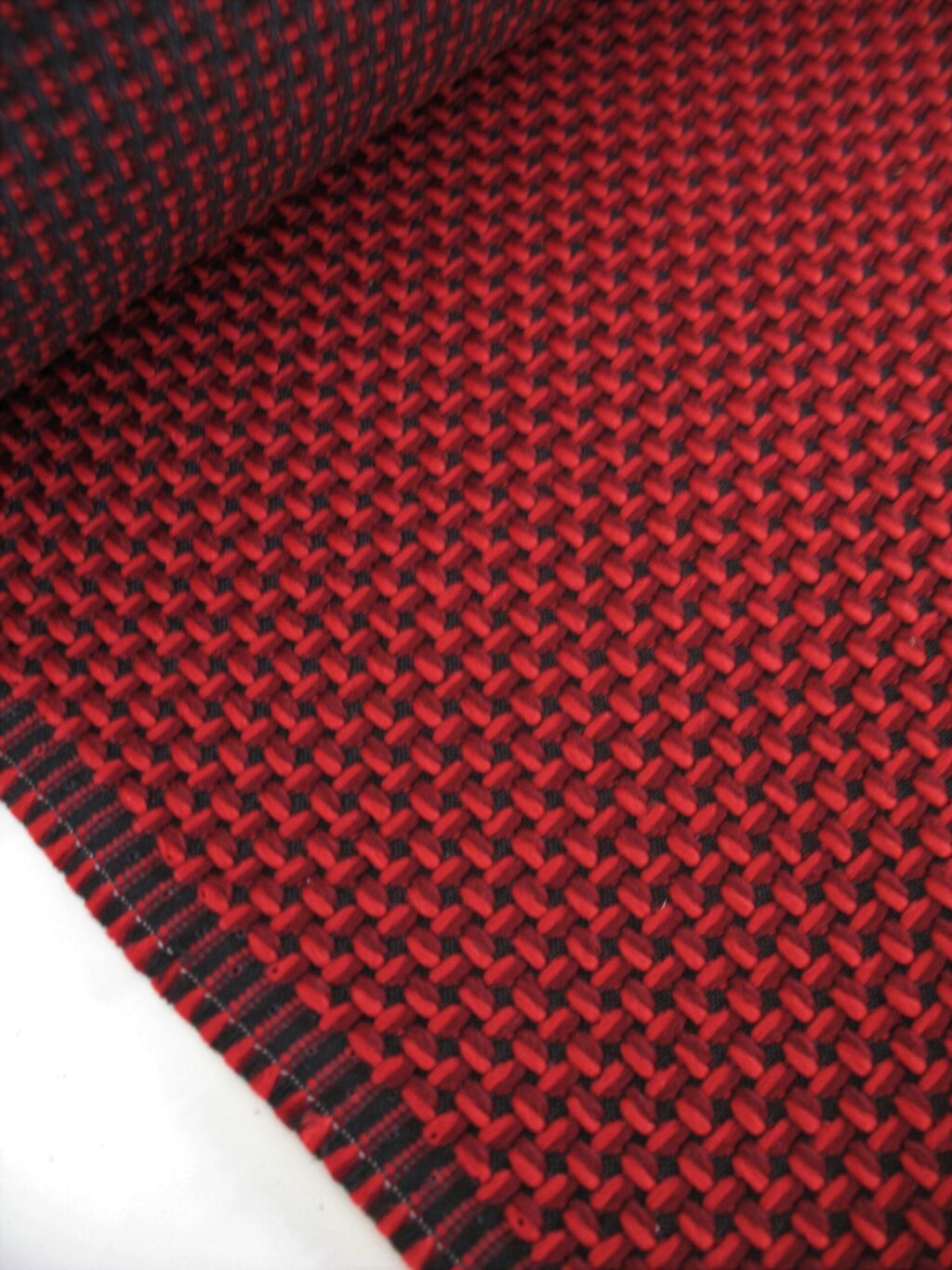 De Ploeg Sugar 10 shades of red, black