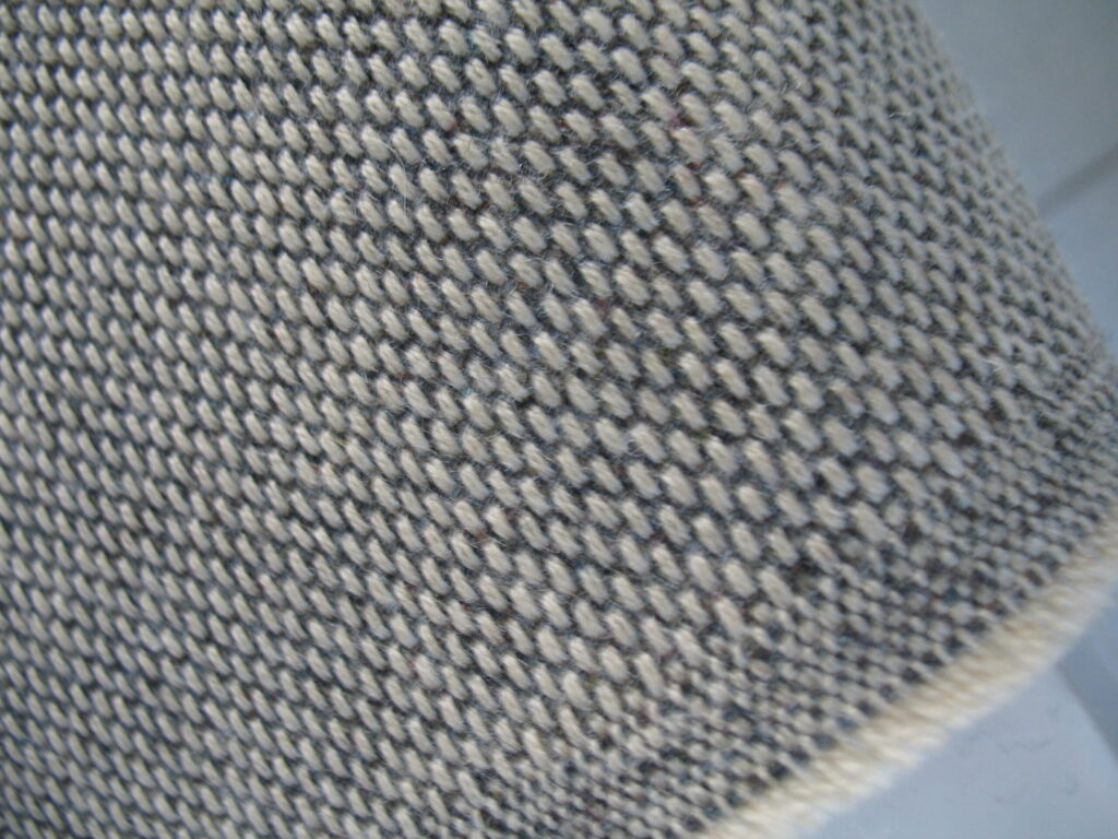 Kvadrat Re-wool 218 soft yellow grey