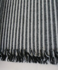 Kvadrat Chicago 129 cream white black
