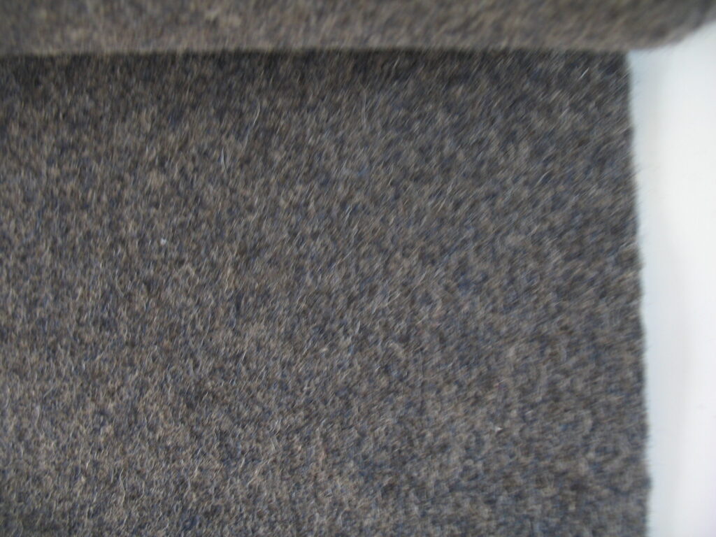 Kvadrat Divina MD 353 brown blue-grey