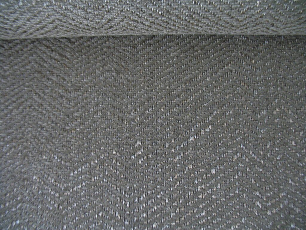 Kvadrat Sahco Kent 13 light brown