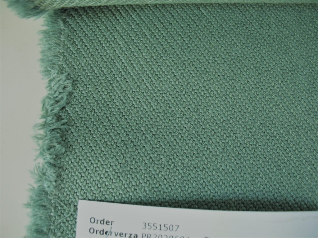 Kvadrat Twill Weave 940 soft green