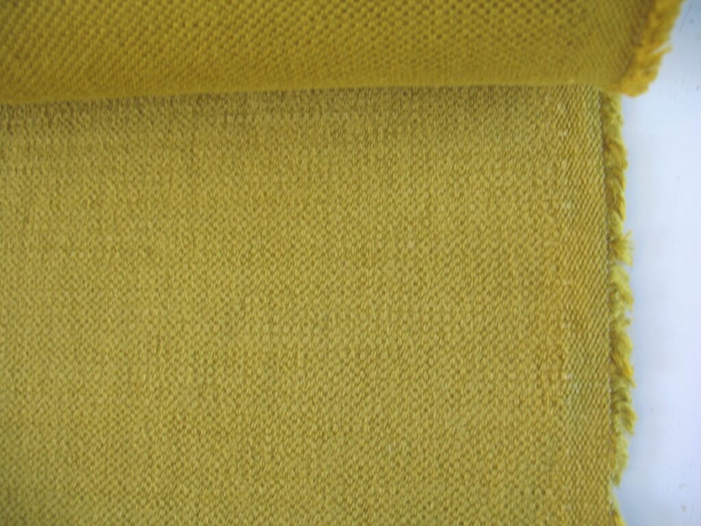 Romo Linara ochre-yellow-green