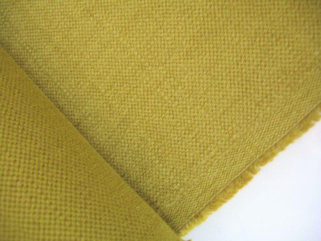 Romo Linara ochre-yellow-green