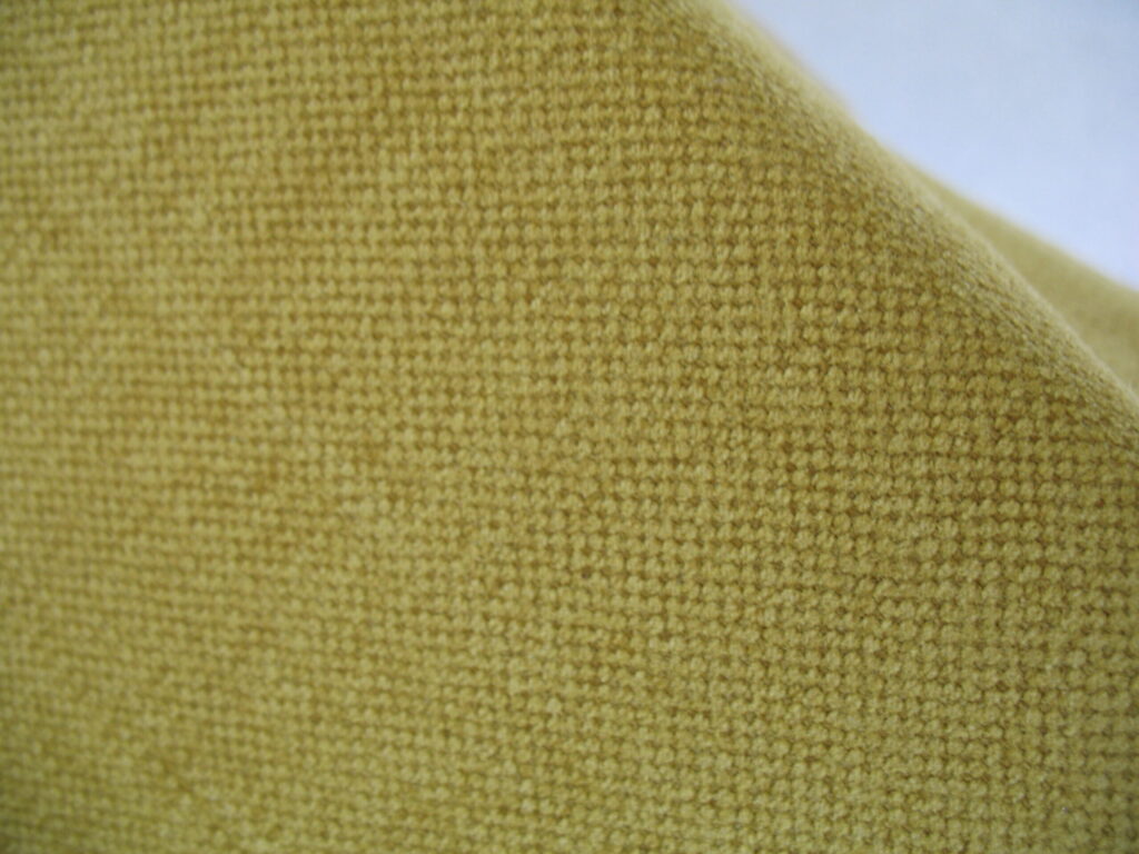 Romo Linara ochre-yellow-green