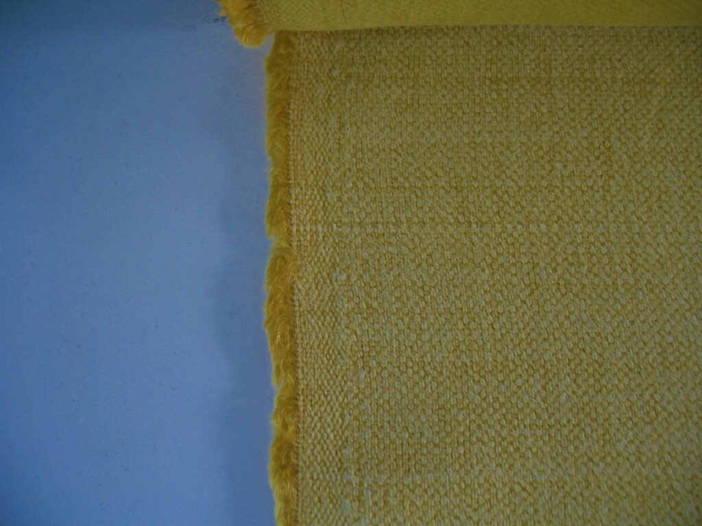 Romo Linara yellow
