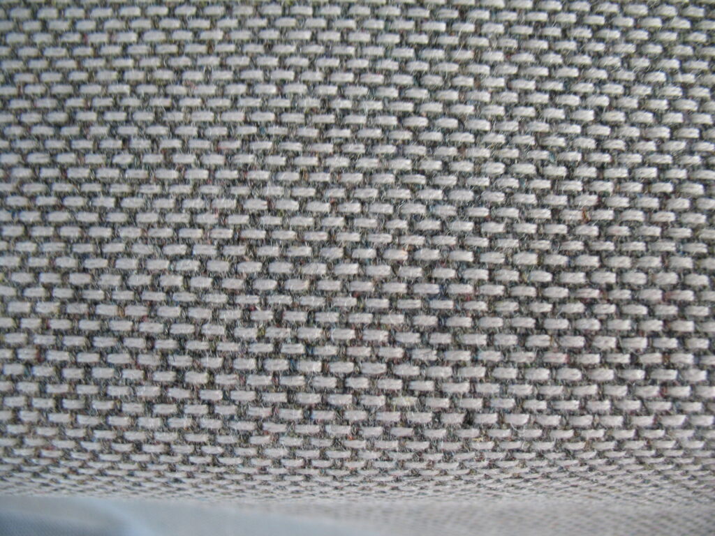 Kvadrat Re-wool 108 cream grey