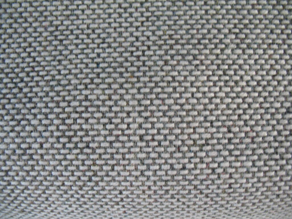 Kvadrat Re-wool 108 cream grey