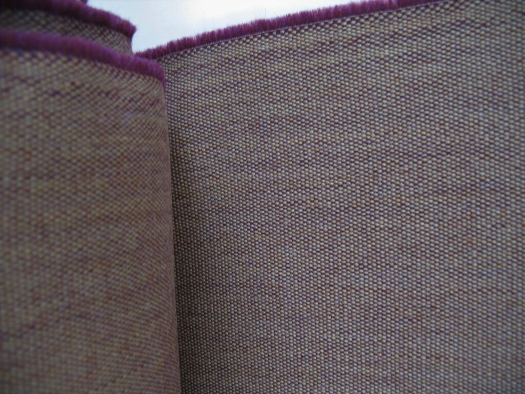 Kvadrat Land purple beige