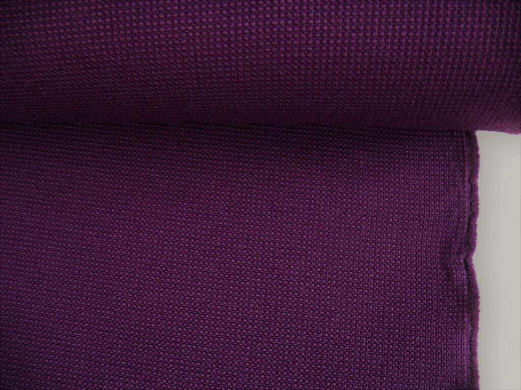Camira Urban YN204 Graffiti purple