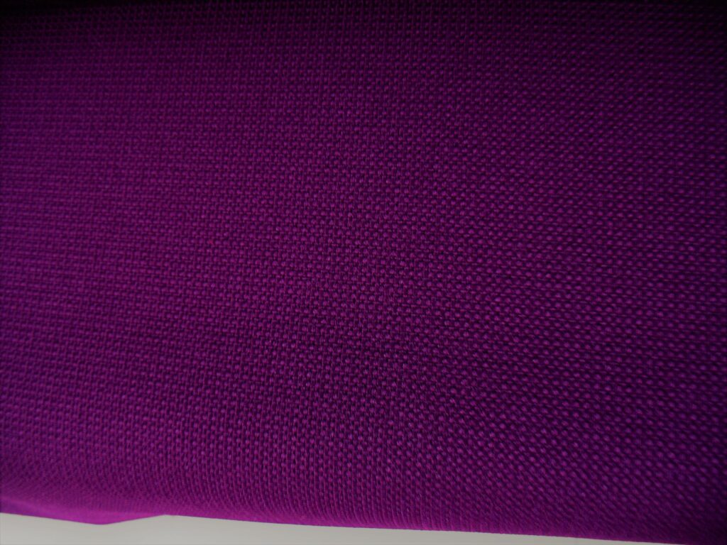Camira Urban YN204 Graffiti purple