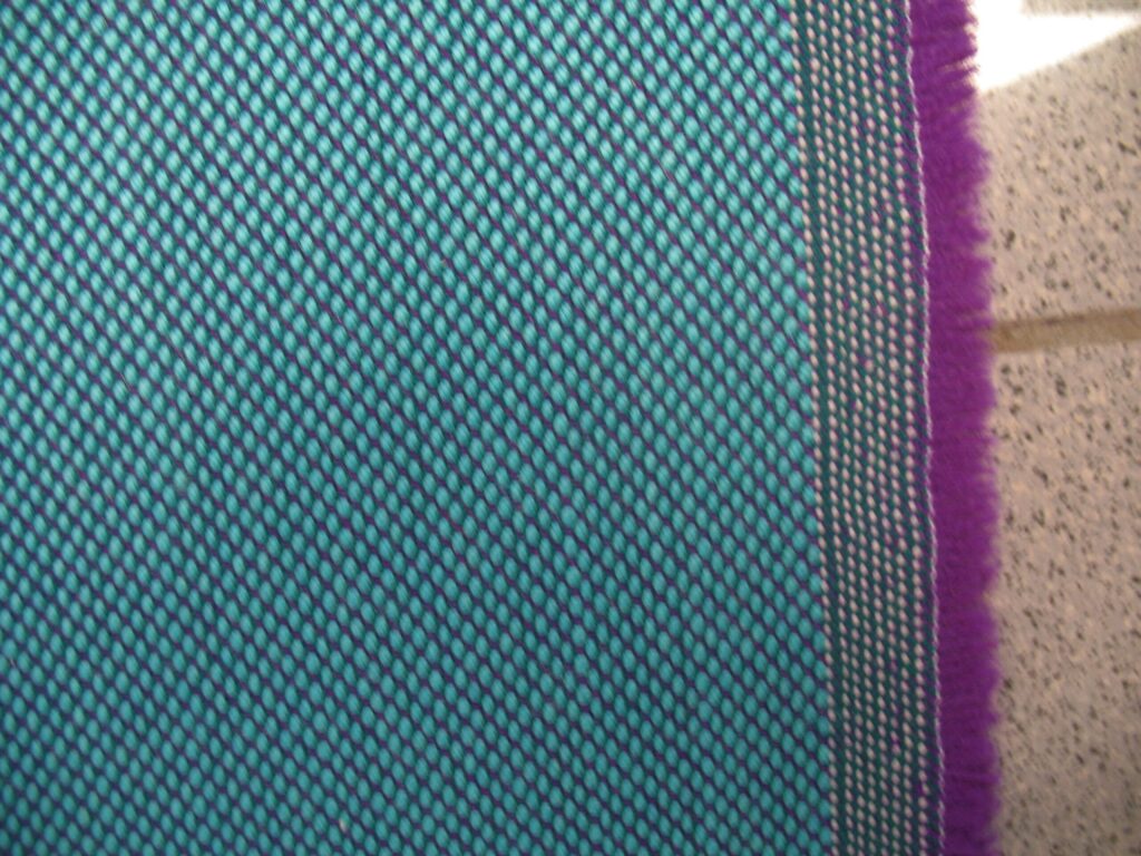 Kvadrat Steelcut Trio 3 983 turquoise
