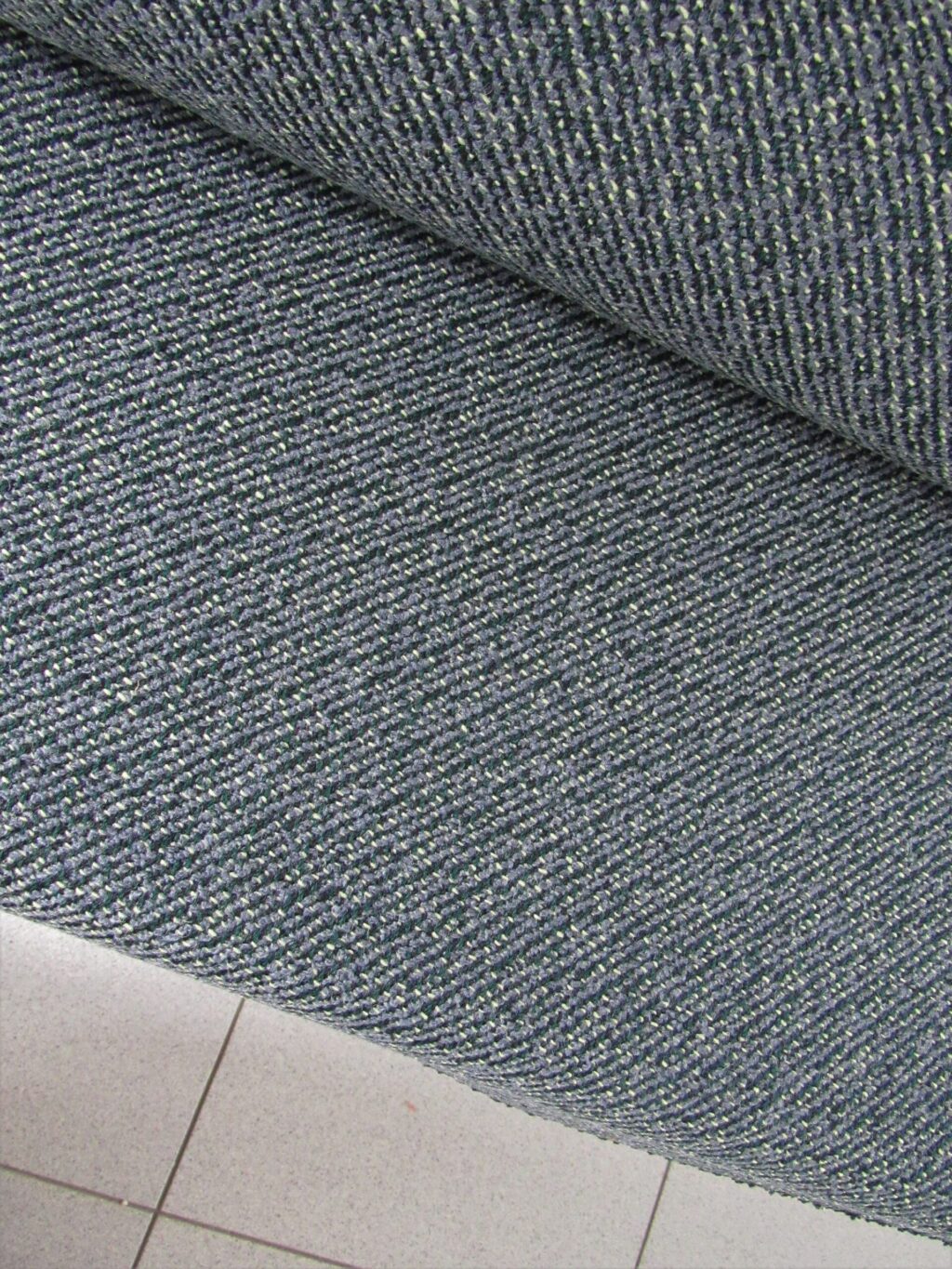 Kvadrat Noise 972 grey yellow green