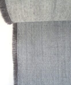 Kvadrat Remix 3 126 taupe grey cream white