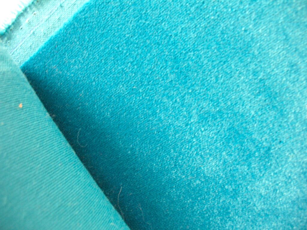Vescom Ponza velour 702723 blue turquoise