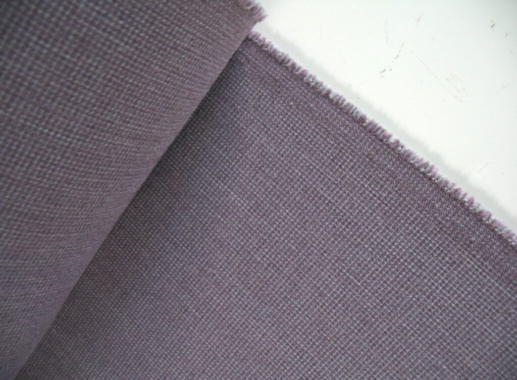 Kvadrat Umami lilac, cream, light blue