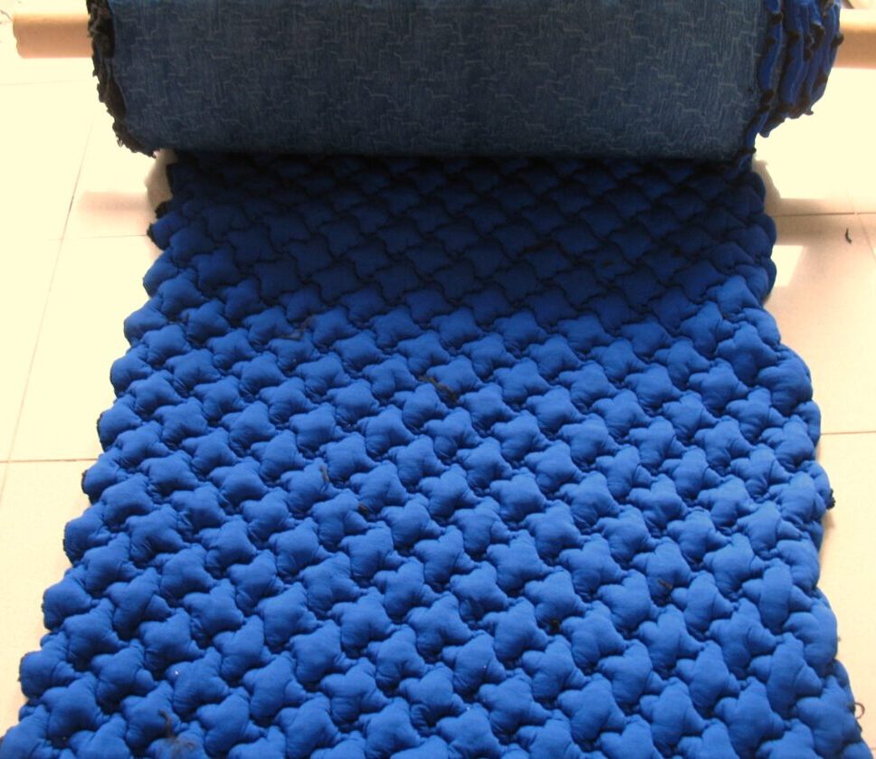 Kvadrat Febrik Pied de Poule Royal 1772 cobalt blue