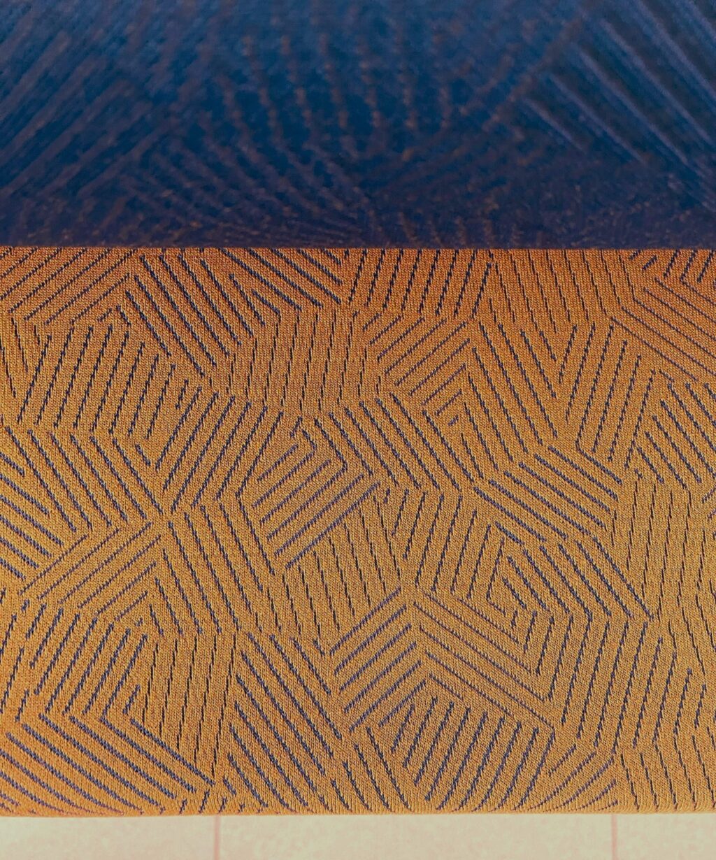 Kvadrat Febrik Razzle Dazzle Ginger 0466 camel orange blue