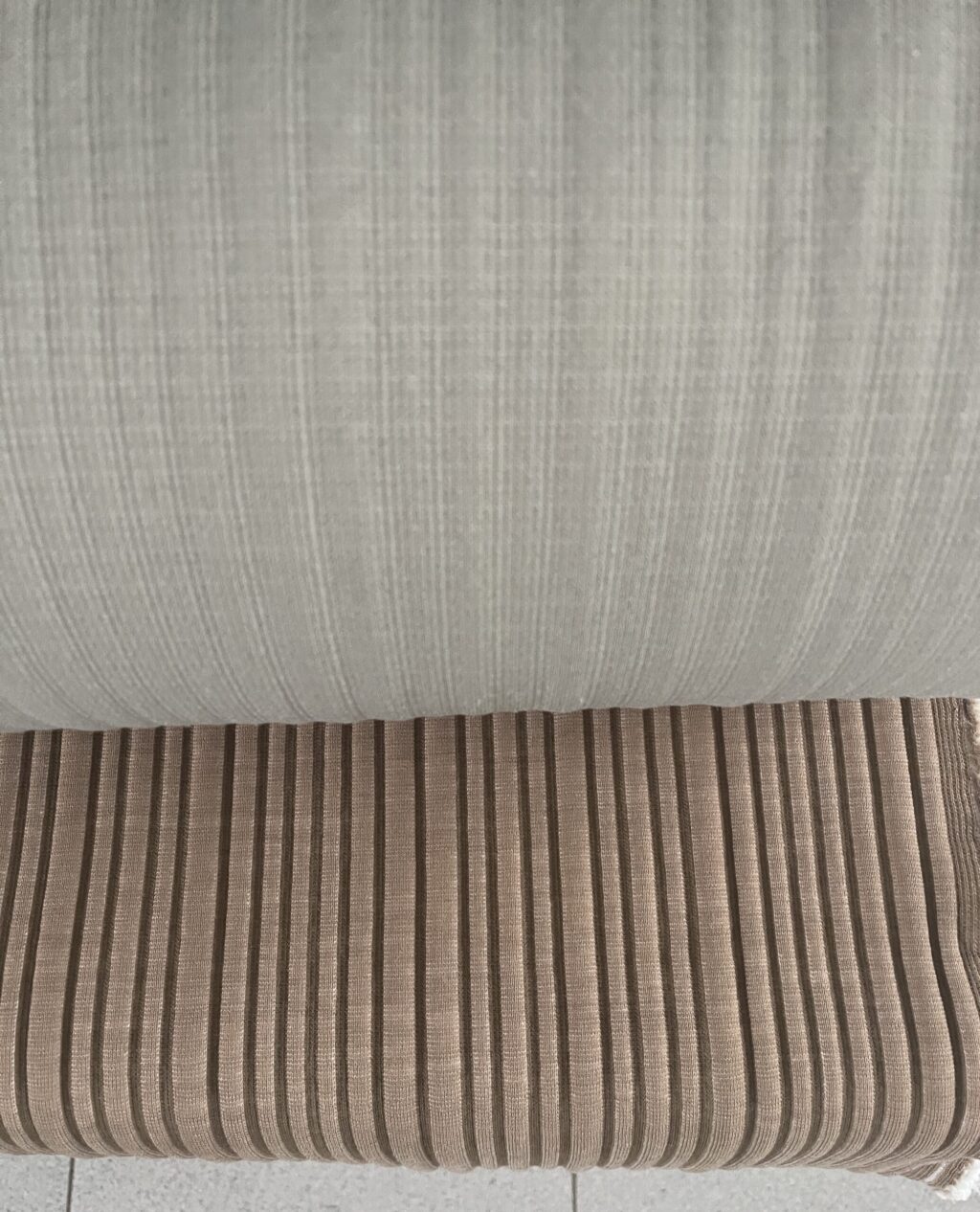 Kvadrat Febrik Husk Sand 0244 sand beige