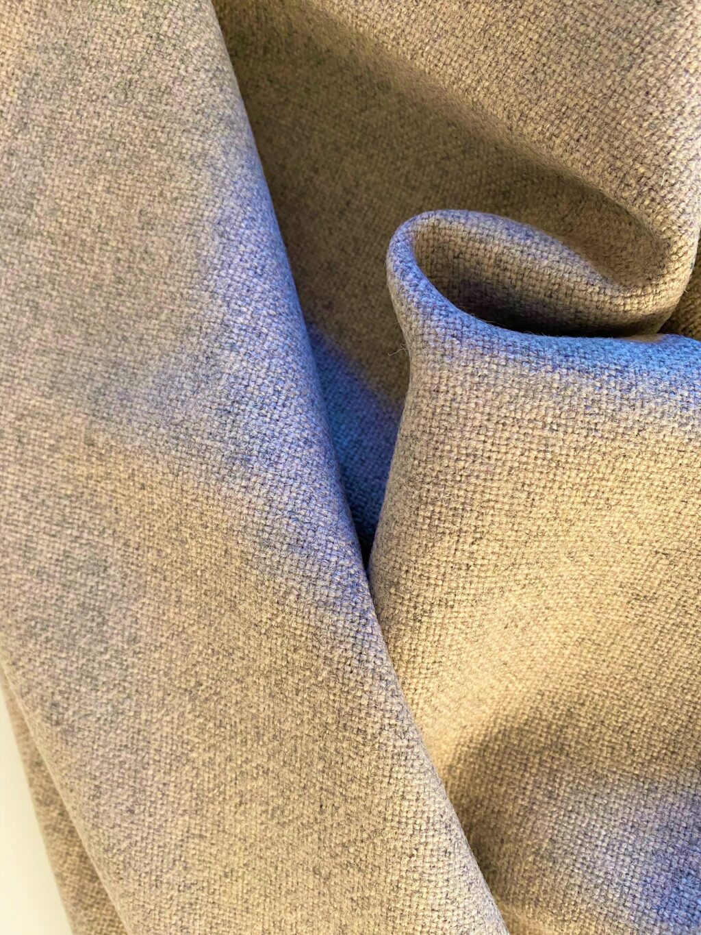 Kvadrat Tonica 2 233 beige grey
