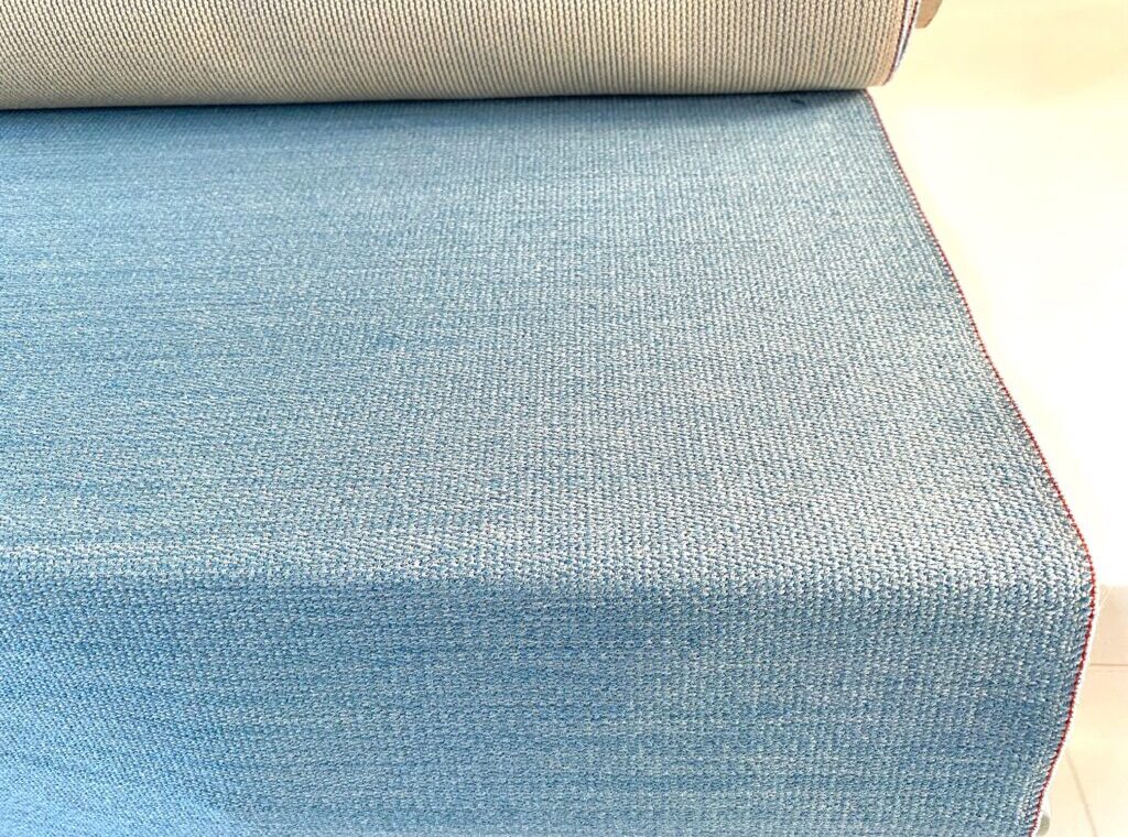Kvadrat Balder 3 3256 light blue beige