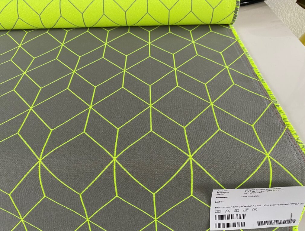 Kvadrat Bright Cube Glo 0004 neon yellow grey
