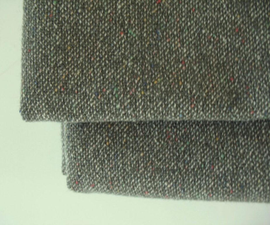 Danish Art Weaving Breeze tweed brown-green