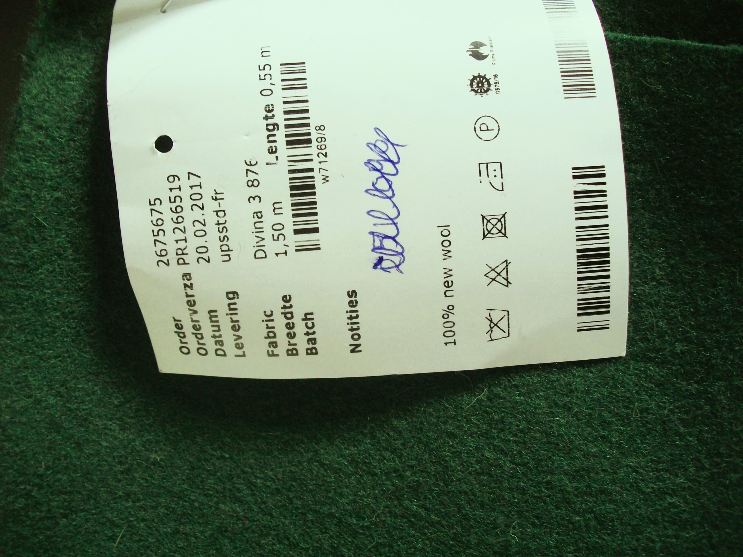 Kvadrat Divina 3 876 dark green