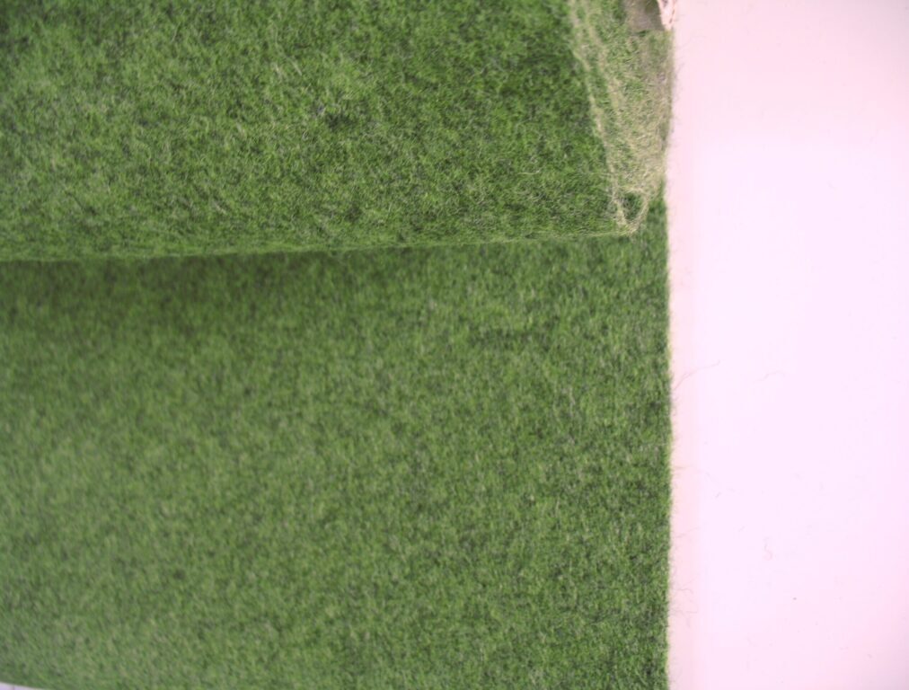 Kvadrat Divina MD 943 mottled green