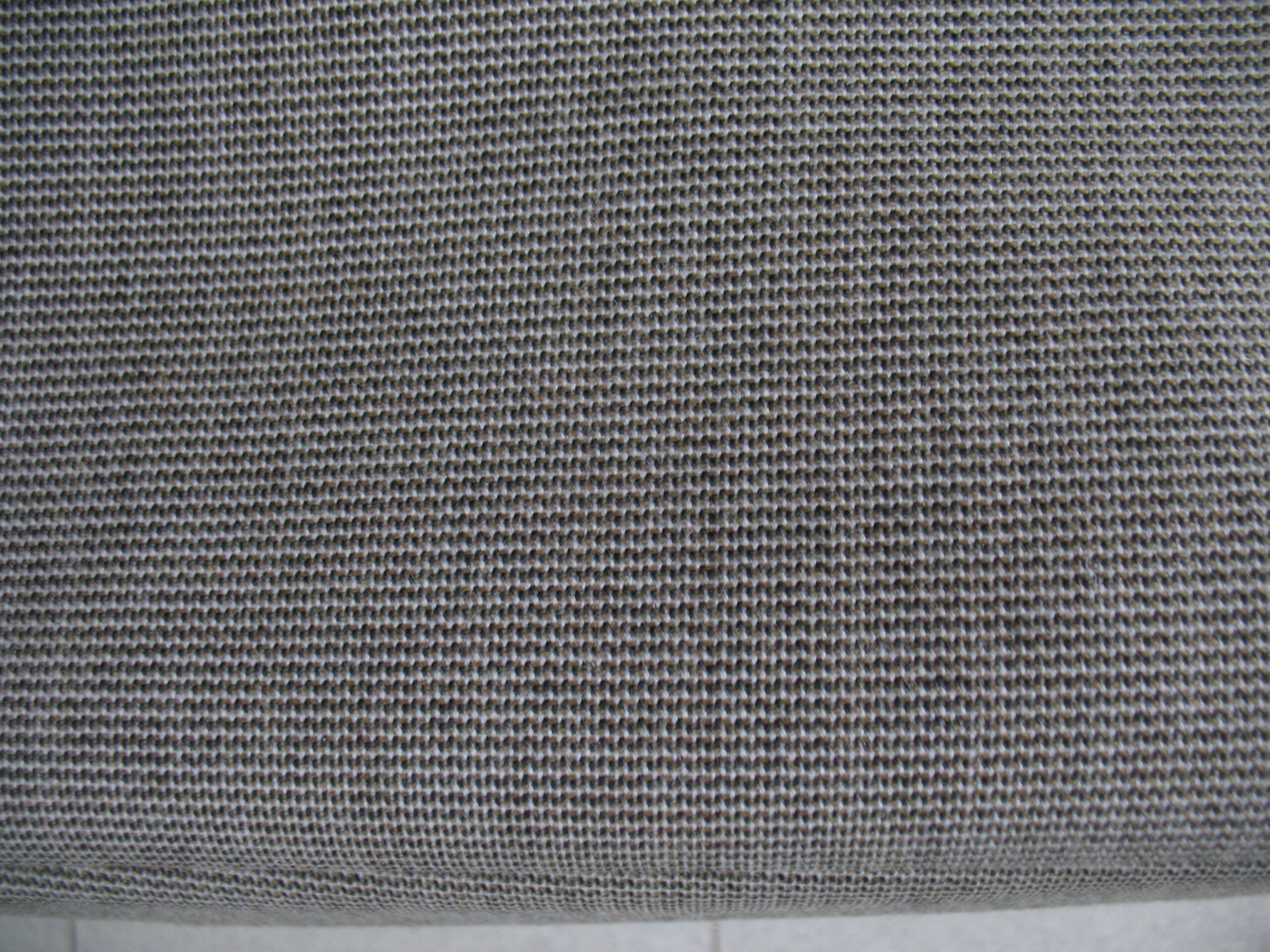 Kvadrat Umami beige, black, cream, mottled