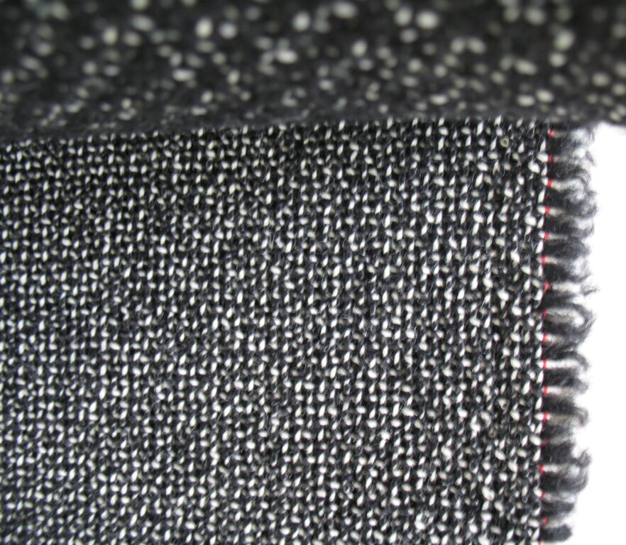 Kvadrat Perla 2.2 164 black cream