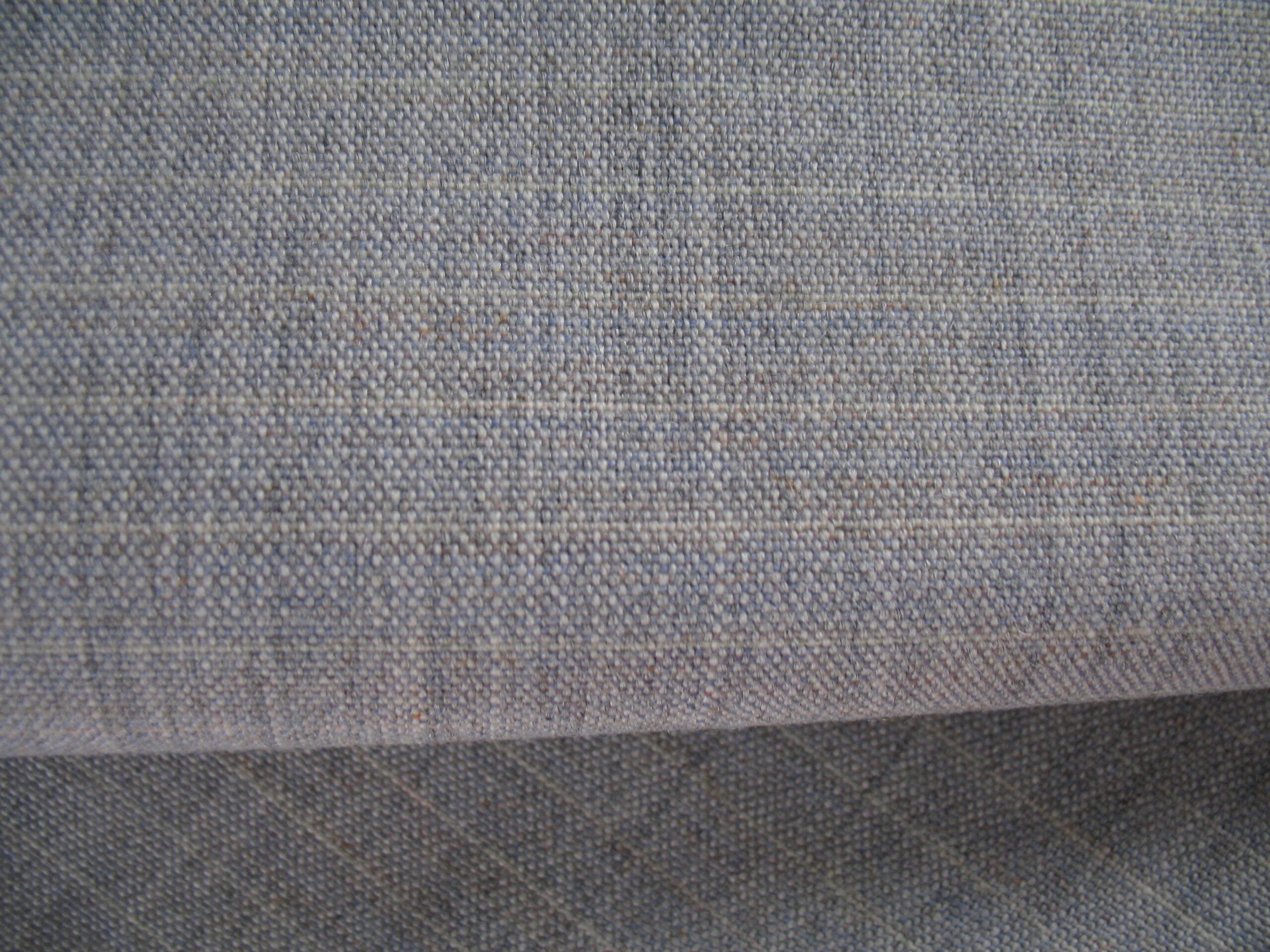 Kvadrat Recheck 625 lavender blue light grey cream check