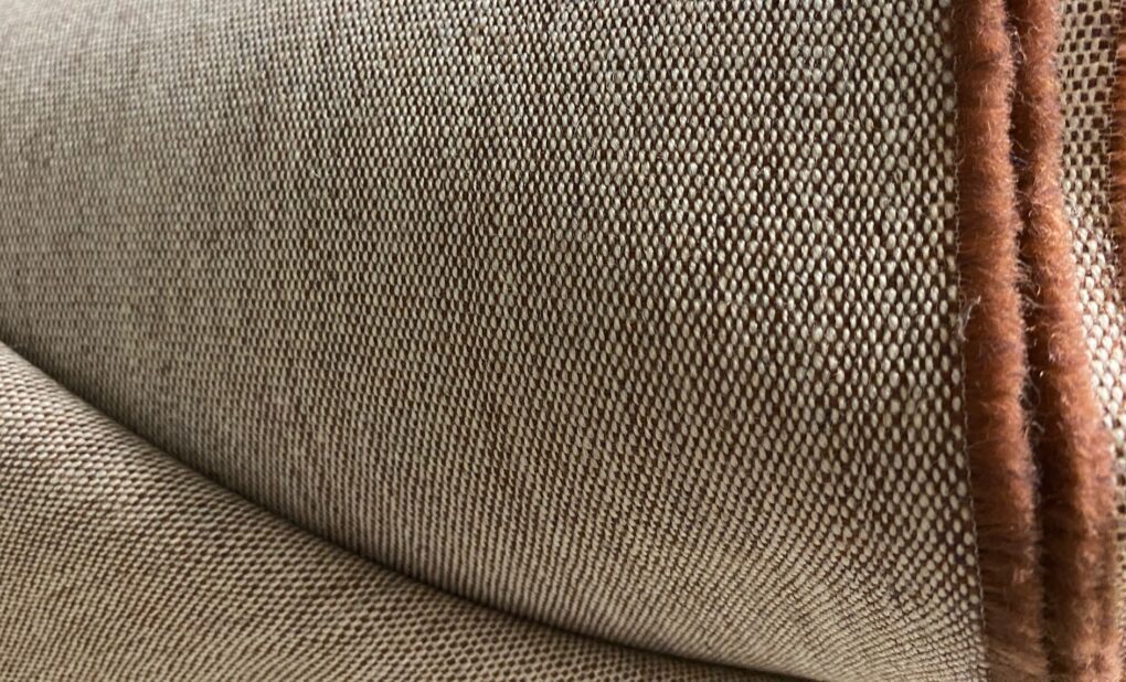 Kvadrat Land 321 cream brown