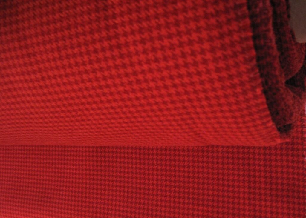 Kobe Orelle CS 3 orange with red houndstooth