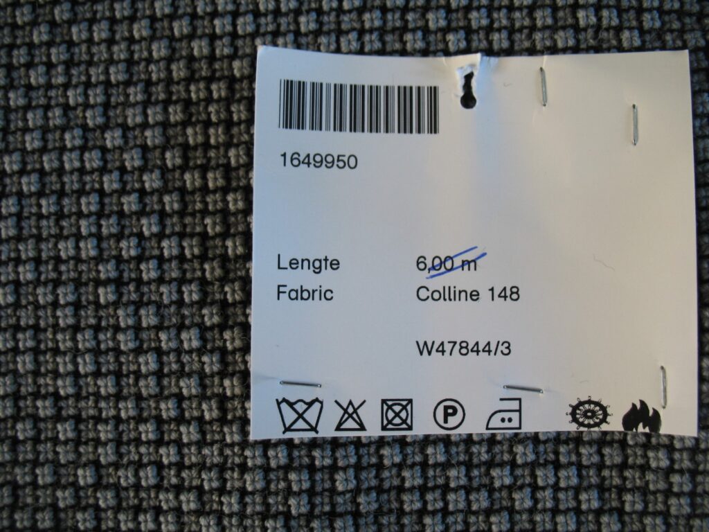 Kvadrat Colline 148 blue grey black