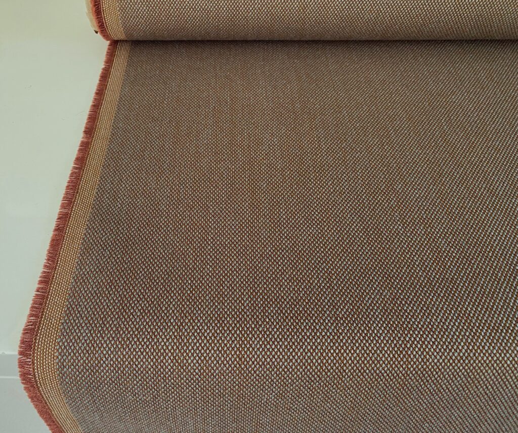 Kvadrat Steelcut Trio 3 476 grey, camel, rust brown