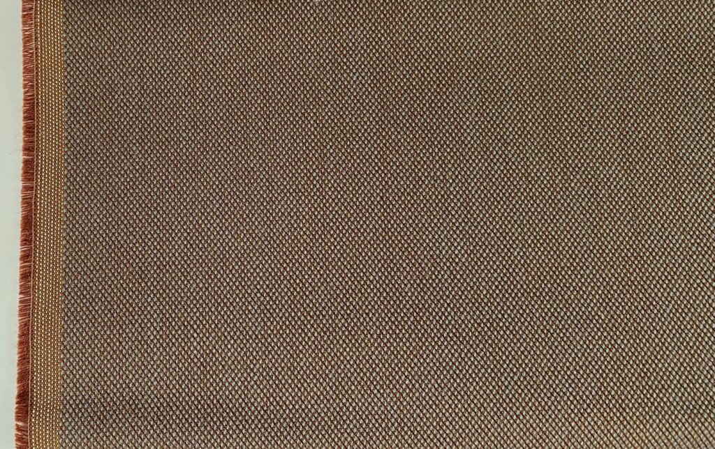 Kvadrat Steelcut Trio 3 476 grey, camel, rust brown