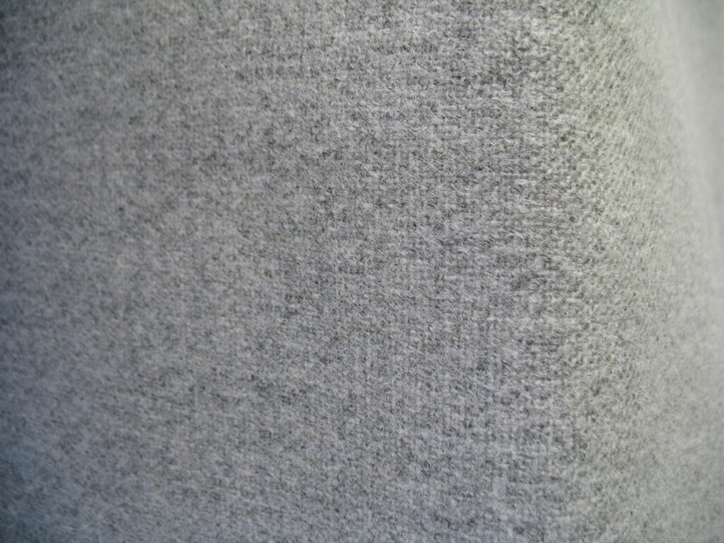 Gudbrandsdalens Bardal 110 light grey