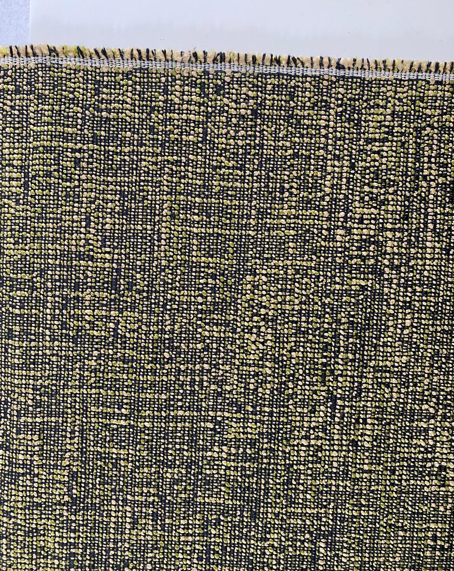 Keymer Discover pale yellow olive green black