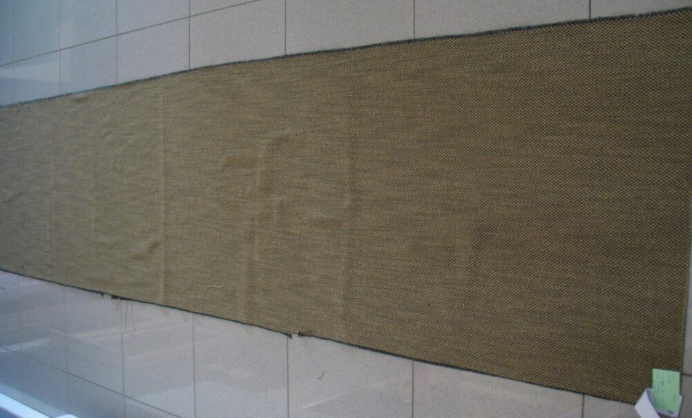 Kvadrat Medina 251 black light brown cream coupon A